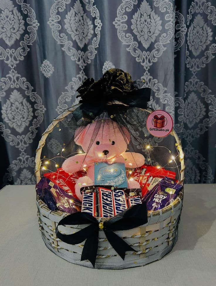 Romale Basket Hamper